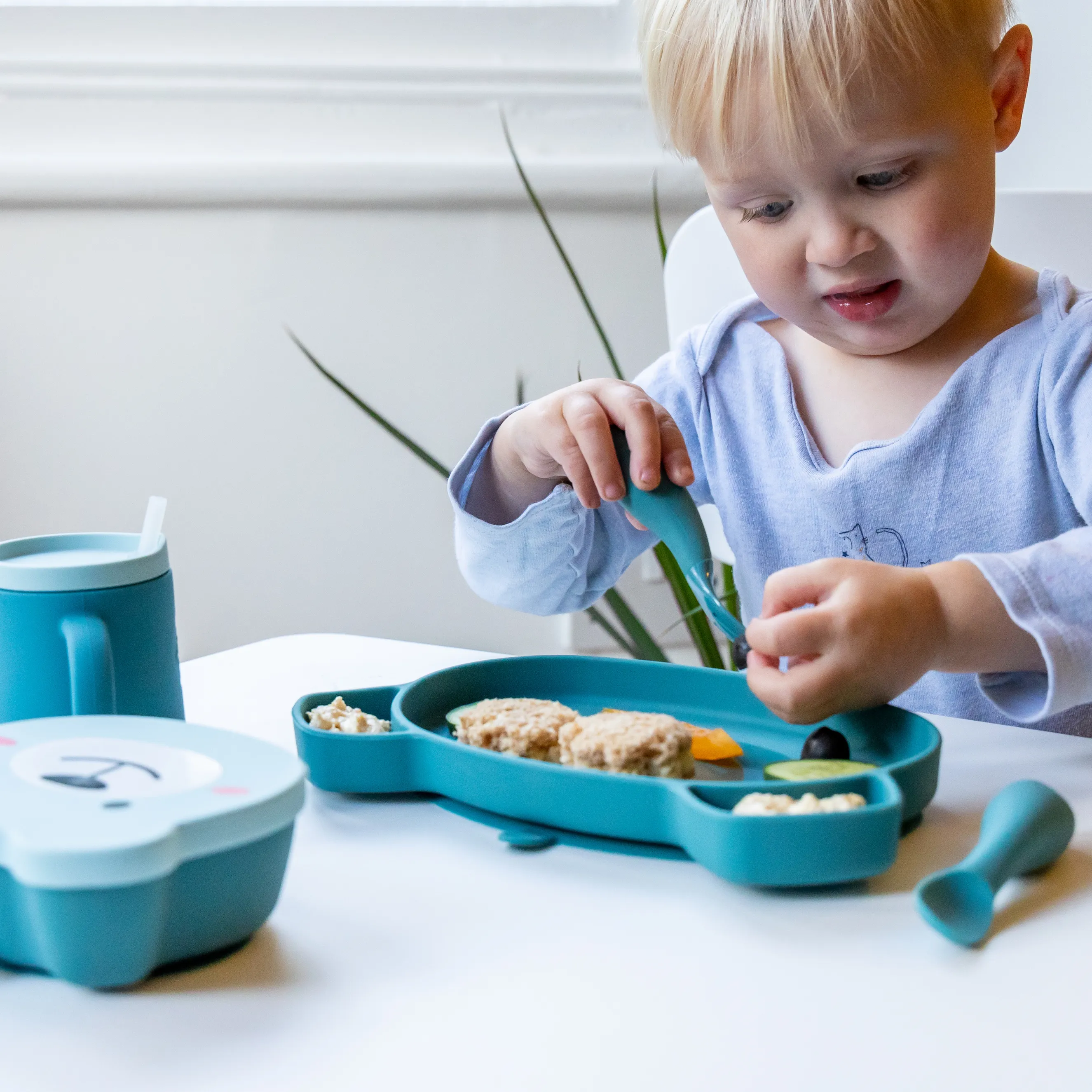 TUM TUM Baby Cutlery With Case, Baby Spoon & Fork Set, Baby Cutlery For Babies, First Self Feeding Cutlery, 6m , Blue